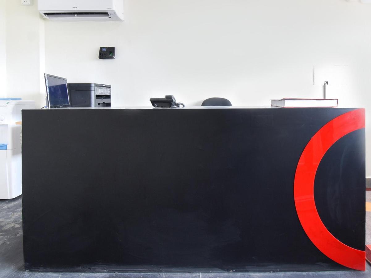 Hotel Collection O 80452 Boom New Delhi