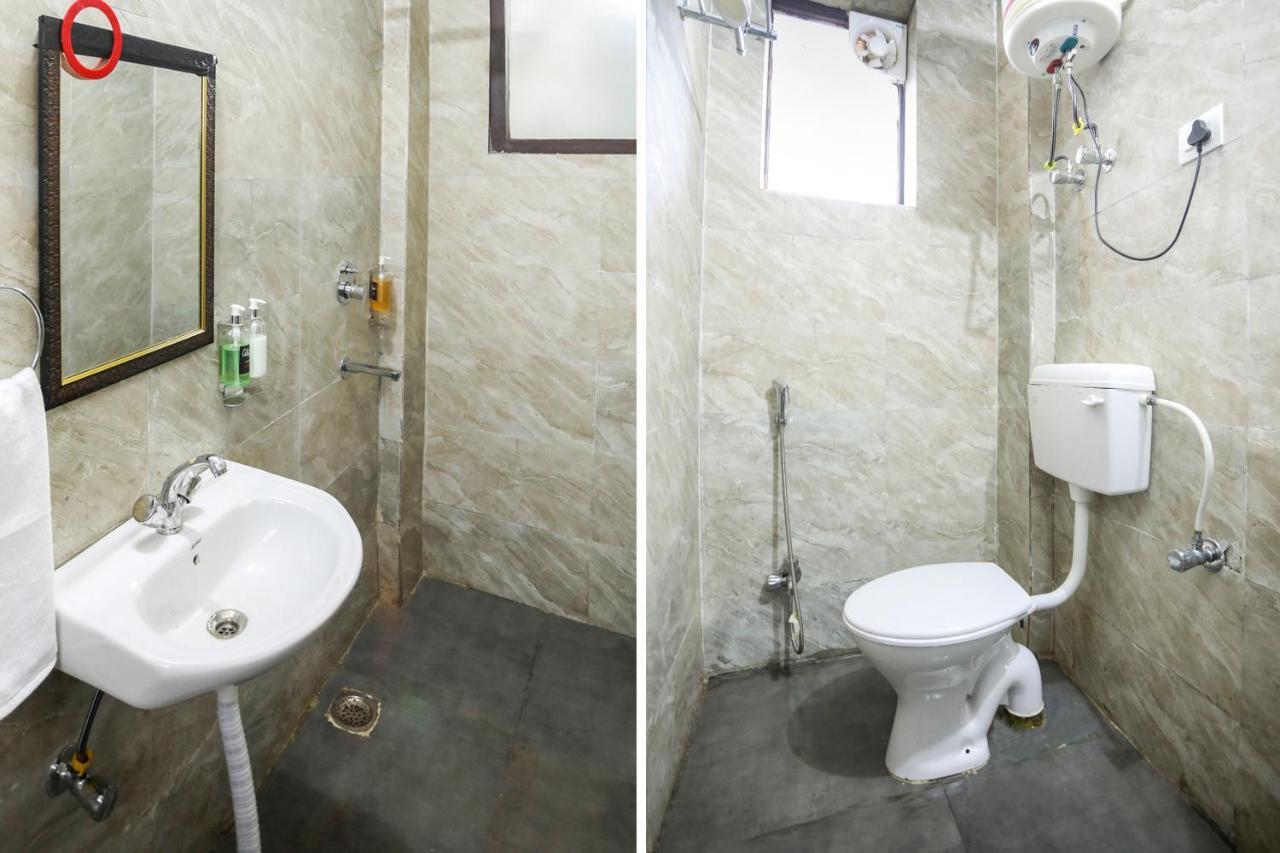 Hotel Collection O 80452 Boom New Delhi